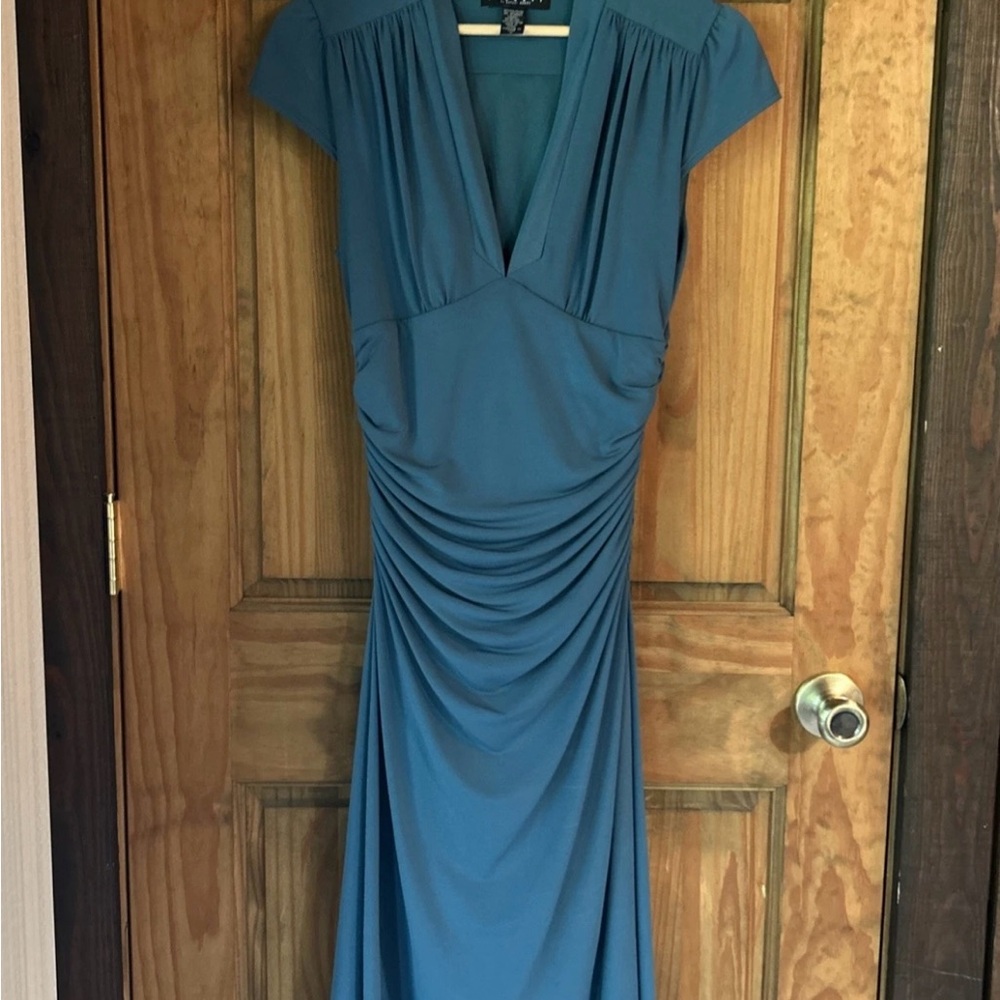 Laundry By Shelli Segal Teal Sleeveless Bodycon Midi Dress Ruched Waist